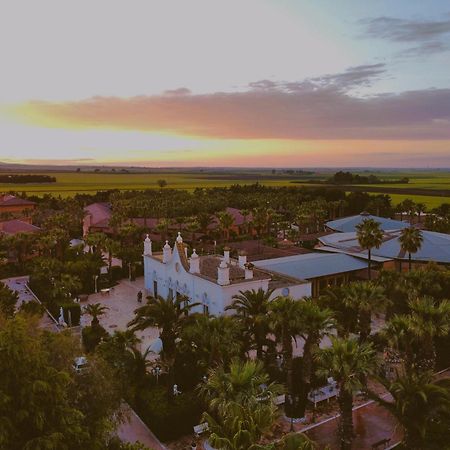 グランドホテル ヴィーニャ ノチェリ ルチェーラ エクステリア 写真